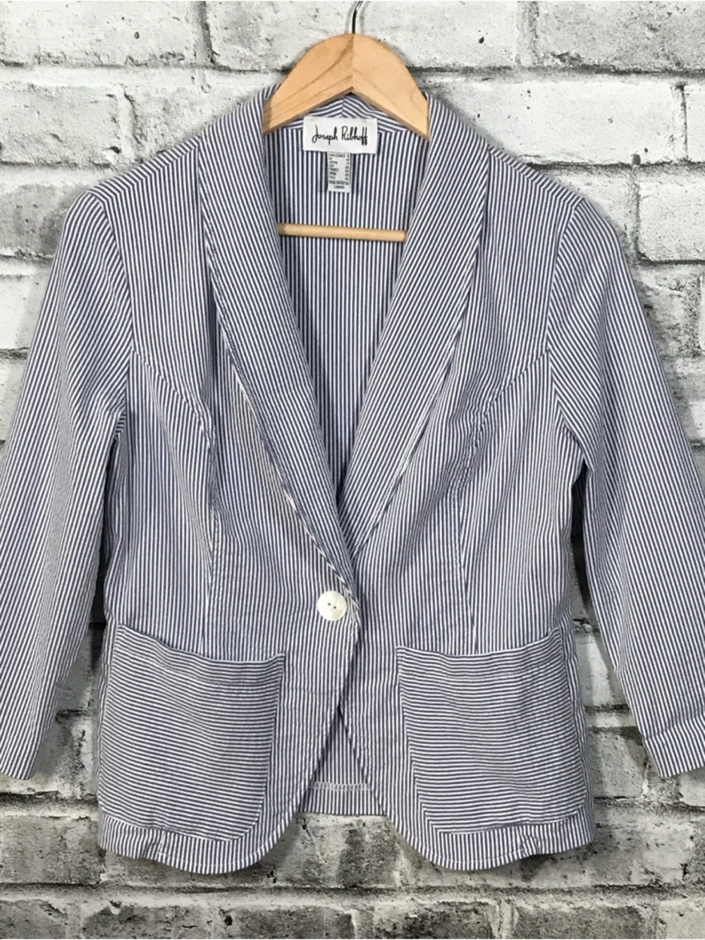 Joseph Ribkoff Seersucker 
Navy and White Pinstriped Blazer